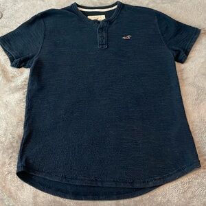 Hollister, heavy cotton, navy blue medium T-shirt